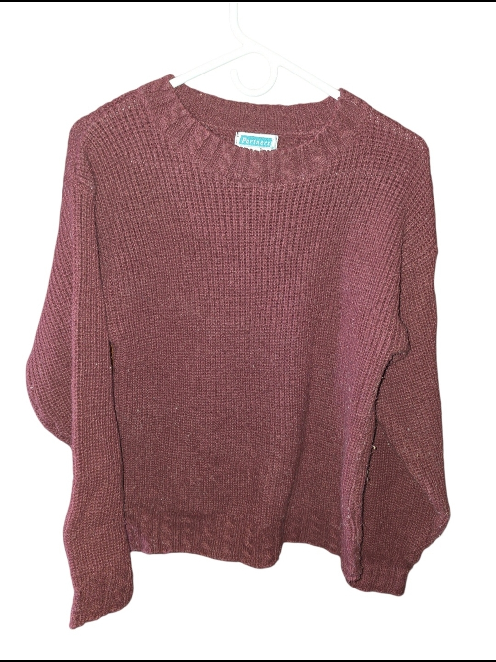 4/8/116. Vintage Partners By Mervyn Women's Crewneck Sweater in Burgundy